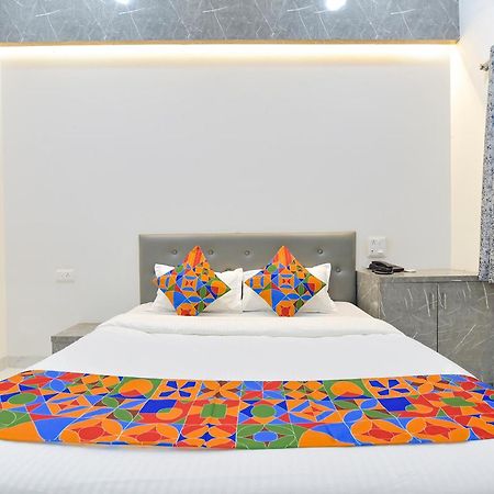 Fabhotel Grand Embassy 印多尔 外观 照片